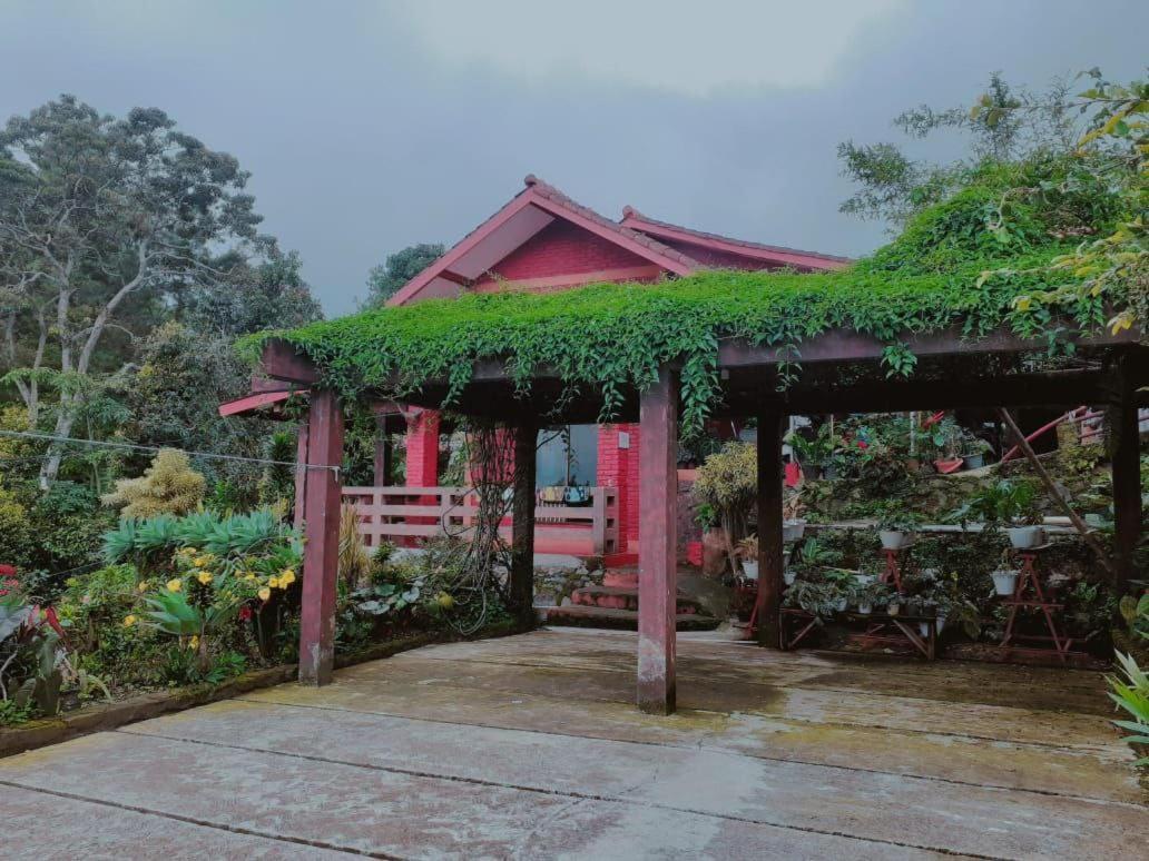 Villa Bata Merah By Spazie Paragajen ภายนอก รูปภาพ