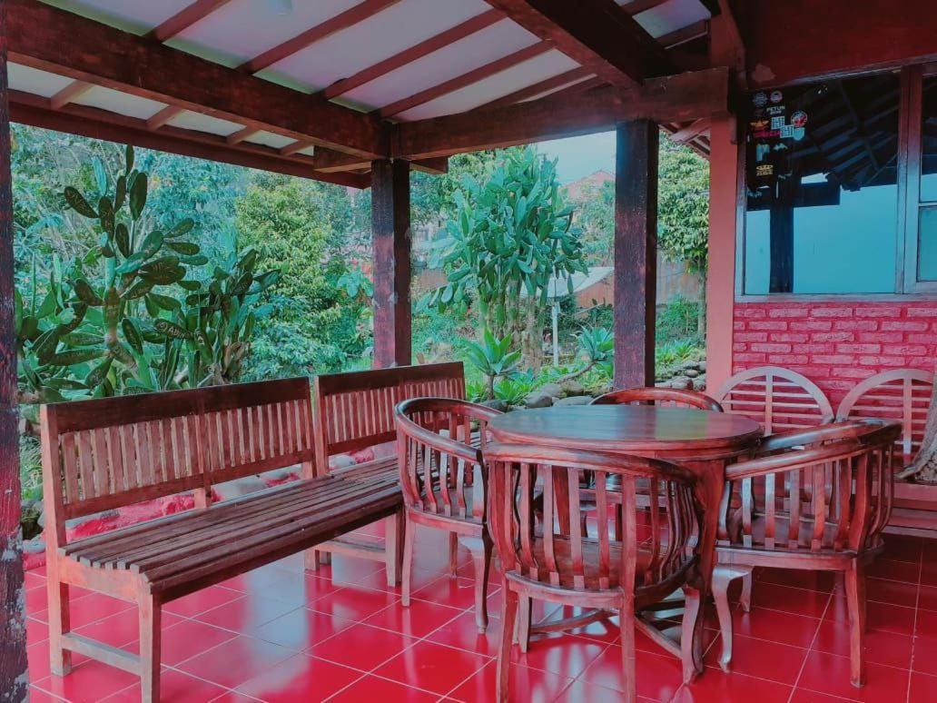 Villa Bata Merah By Spazie Paragajen ภายนอก รูปภาพ